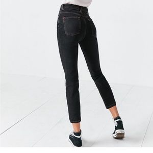 BDG Women’s Girlfriend High-Rise Black Jeans -Size 28